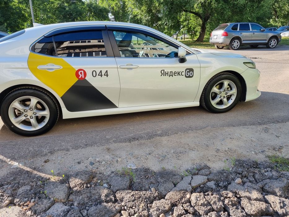 Брендирование Яндекс Такси! Магнитные наклейки Яндекс!