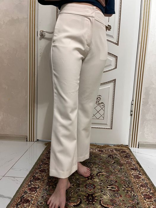 белые брюки h&m, размер M