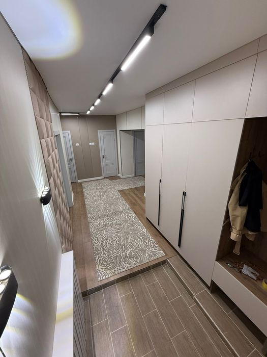 Продам двухэтажный дом