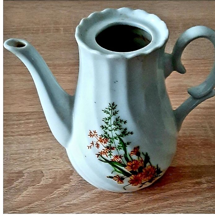 ретро прибори и малък,ретро  термос със термосно стъкло