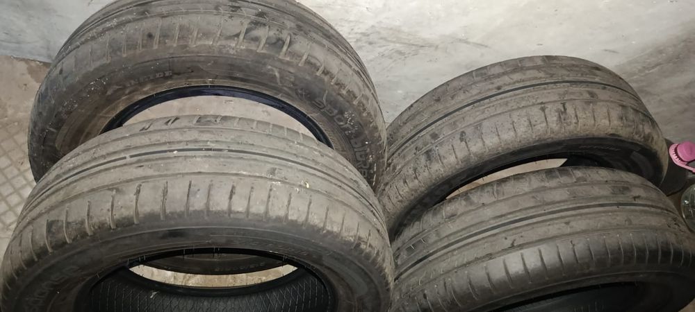 ЛЕТНИ ГУМИ 215/60/16