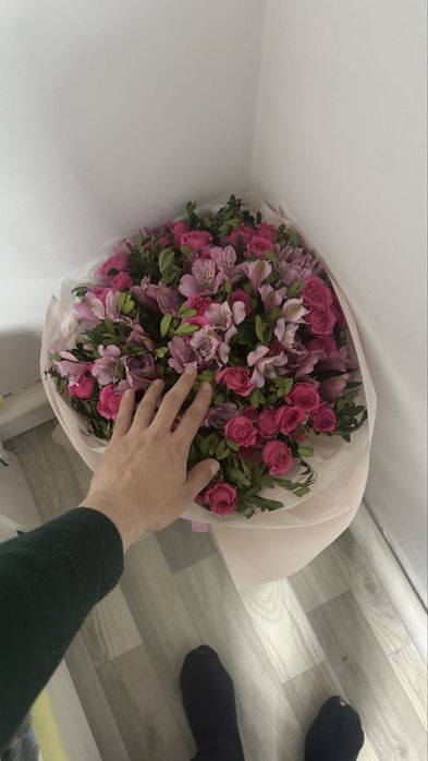 Цветы б/у от 3000 тг