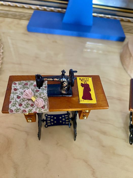 Сувенир швейная машинка