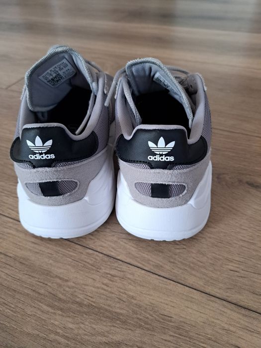 Детски маратонки Adidas 33 номер
