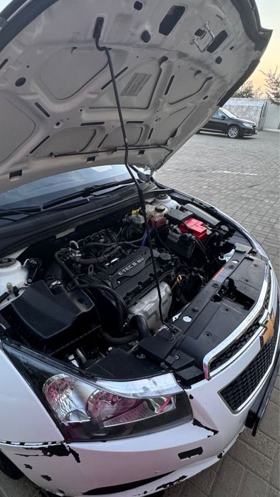 Chevrolet Cruze, 2012 год