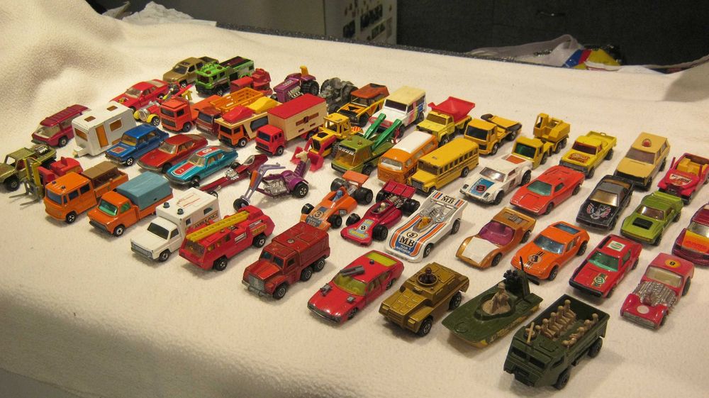 MATCHBOX,lot 56 machete,masinute,diverse,personale