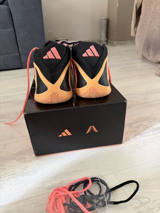 Adidas Anthony Ednwards 2