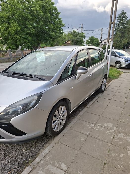 De vanzare Opel Zafira