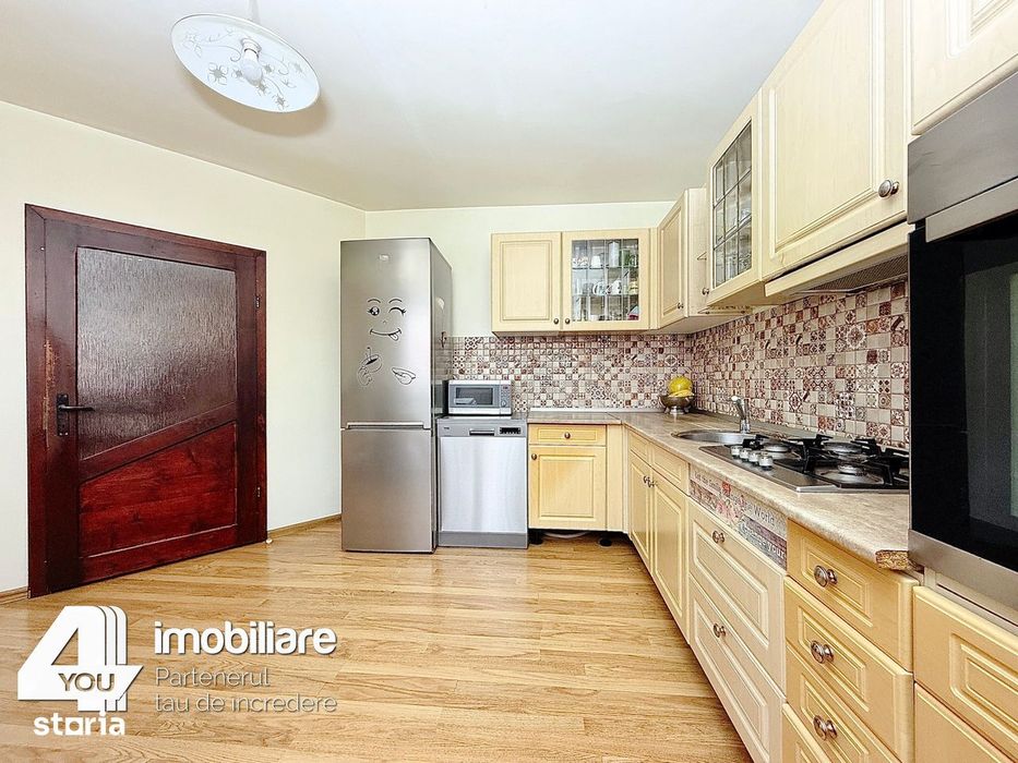 Casă P+M din anul 2010 în Cicir, 174 mp + garaj, cu teren 1422 mp