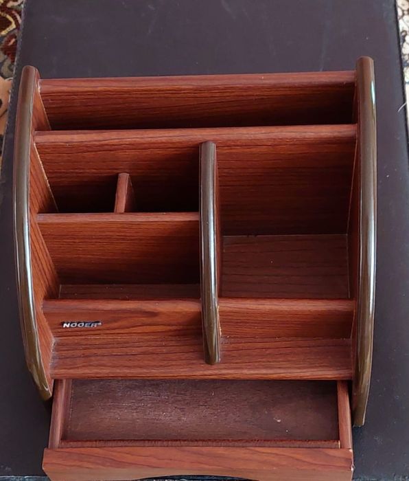 Канцелярские товары в ассортименте