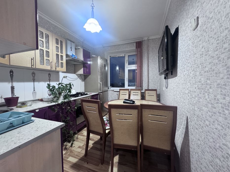 Продается 3 х комнатная в 6 микрорайоне