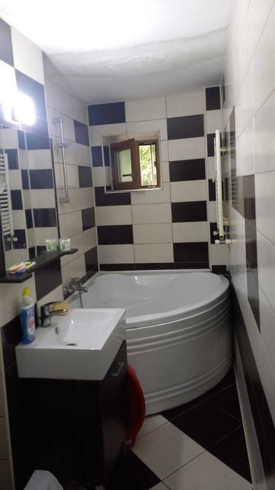 Apartament Focsani 54mp, parter, acees rapid Kaufland, Penny, Mega Image, Statie autobuz