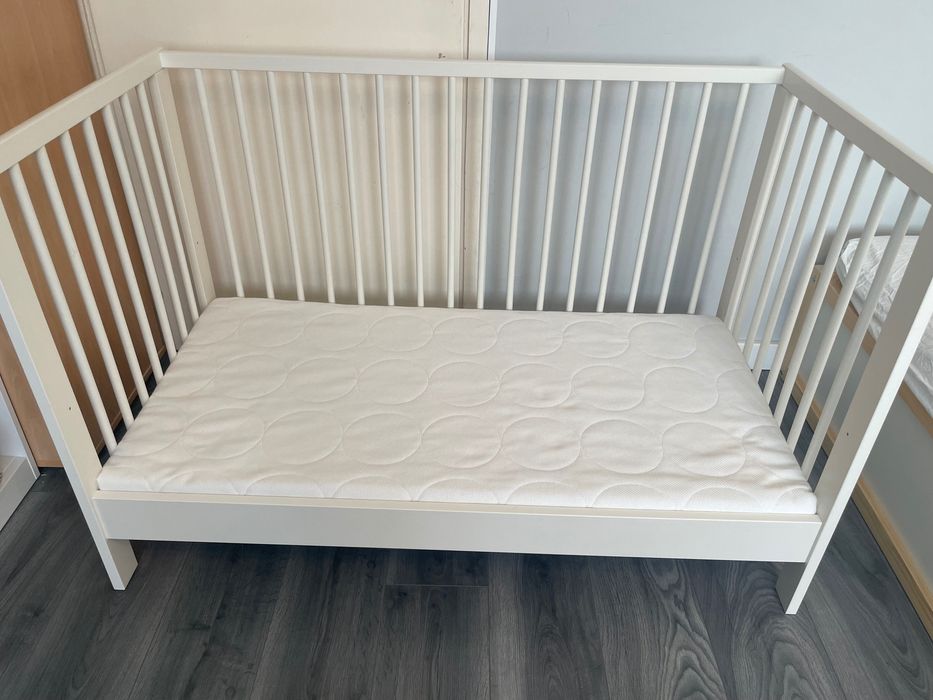 Бебешко креватче IKEA Gulliver + матрак IKEA Skonast