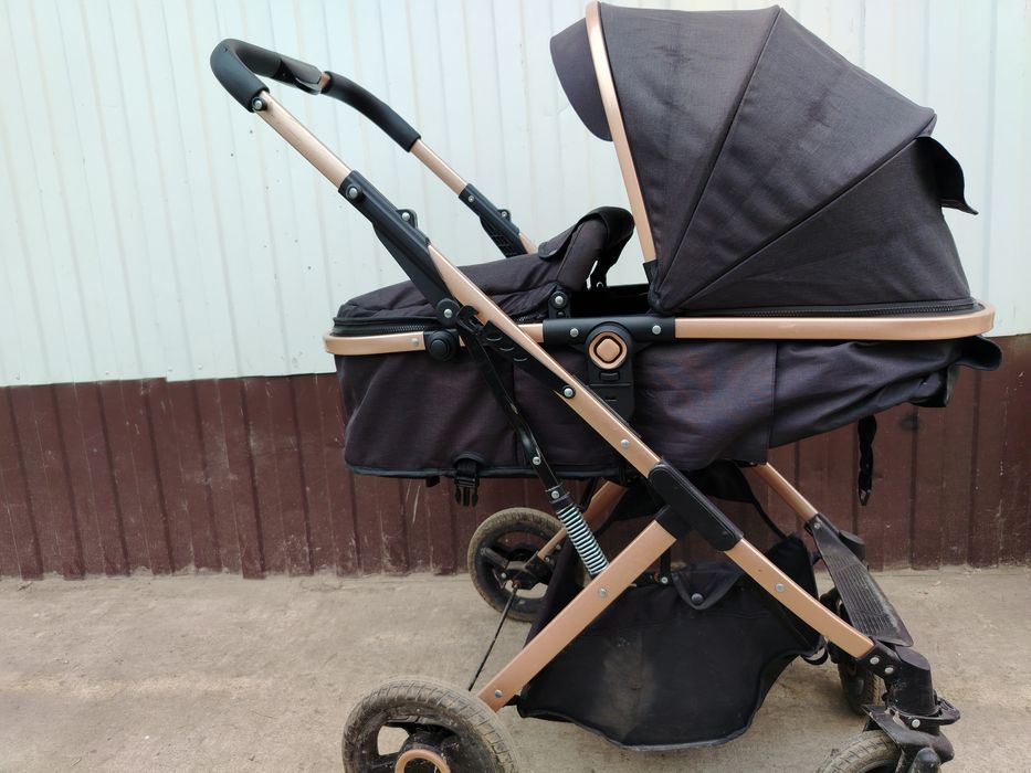 Коляска в корошем состоянии 2в1