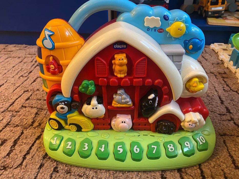 Ferma Chicco interactivă engleza italiană
