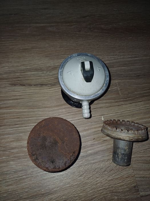 Редуктор, конфорки, счётчики