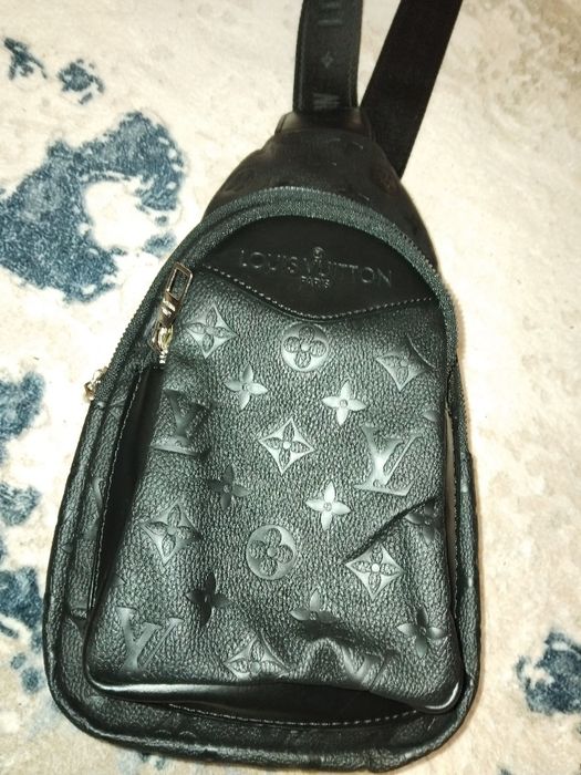 Borseta Louis Vuitton