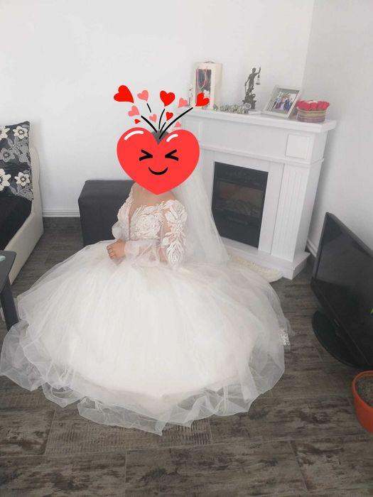 Vand rochie mireasa M