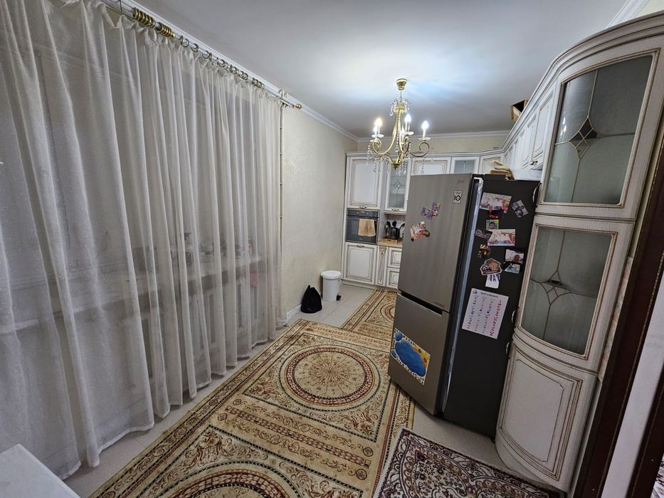 продам 3-х уровневый дом