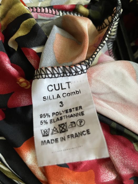 Женский комбинезон.Очень красивый.