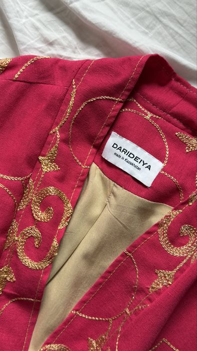 Национальный жакет/камзол DARIDEIYA