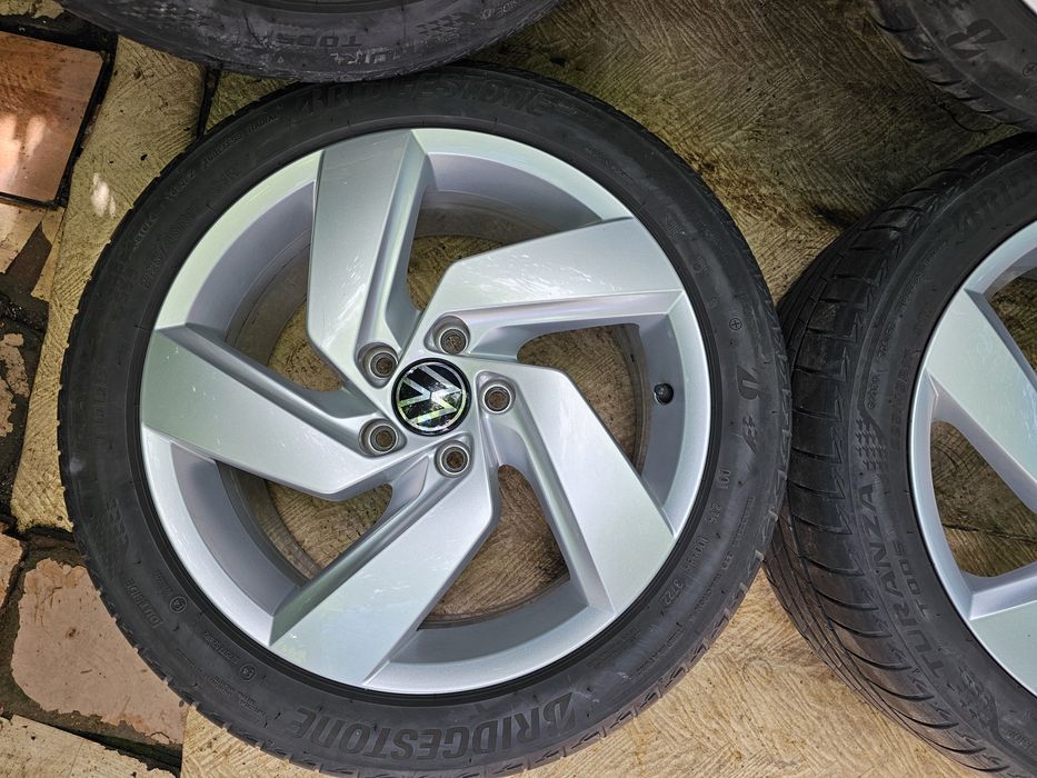 Jante aliaj 17" Volkswagen/ Skoda/ Seat cu anvelope 225/45/17