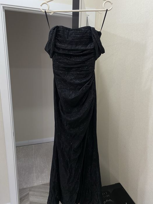 Вечернее платье Embark