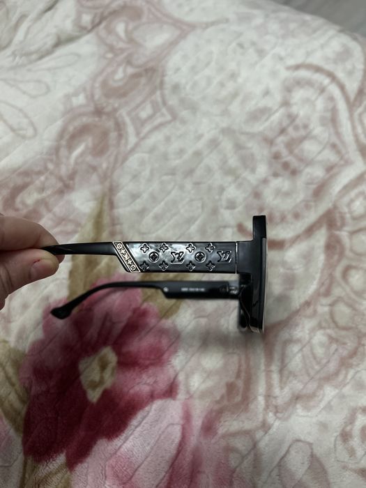 Продаю очки Louis Vuitton чёрный новый