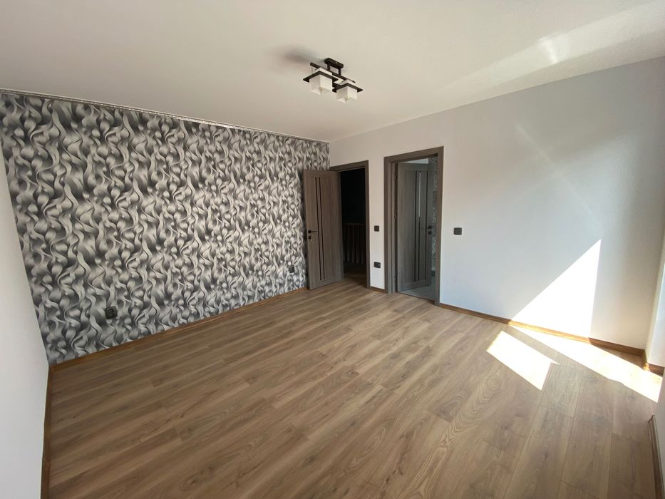 Vila P+E+pod Saftica/Balotesti, proximitate Tunari, Otopeni, Dimieni