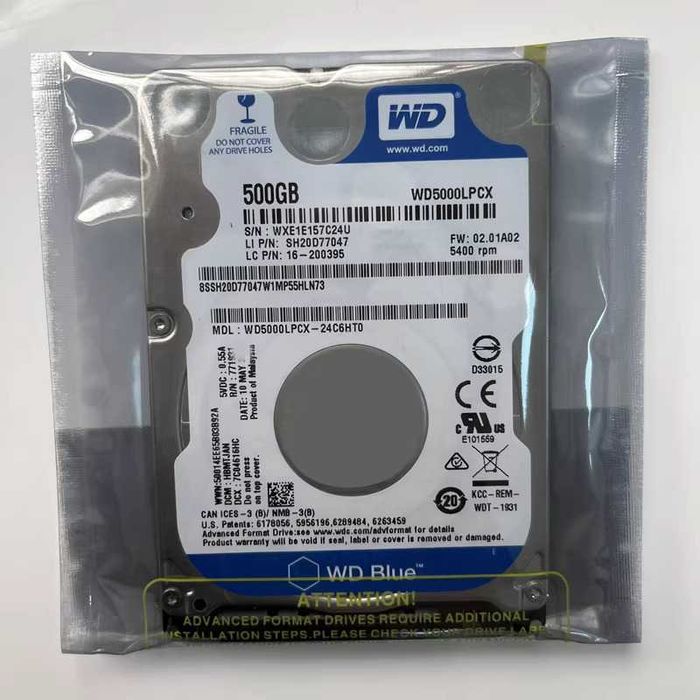 Hard Disk 500GB Laptop WD Blue SATA 3, 7mm 2.5" WD5000LPCX Nou Sigilat