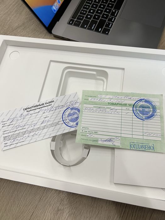 Продам Macbook Pro 16 (2019, ОЗУ 16)