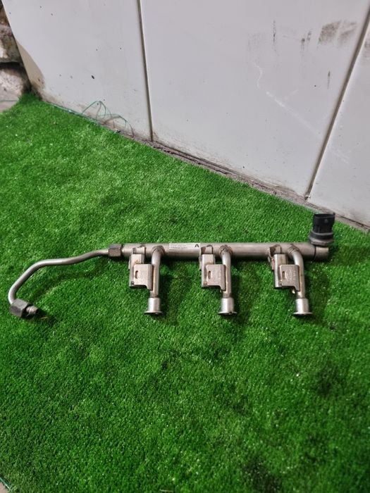 Rampa injectie Ford 1.0 Ecoboost M1JU 92kw 125cp benzina Turbo