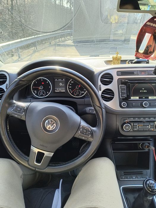 Vând Wolkswagen Tiguan 2014 9500 euro negociabil