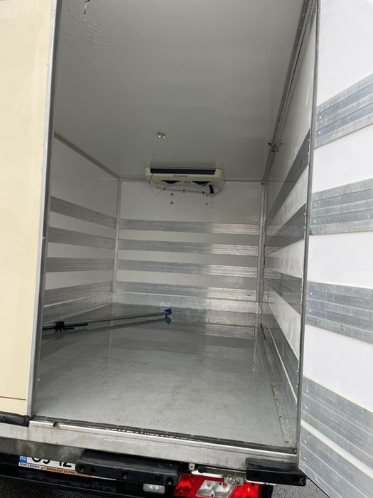 Transport frigorific , transport cu lift, logistica si distributie