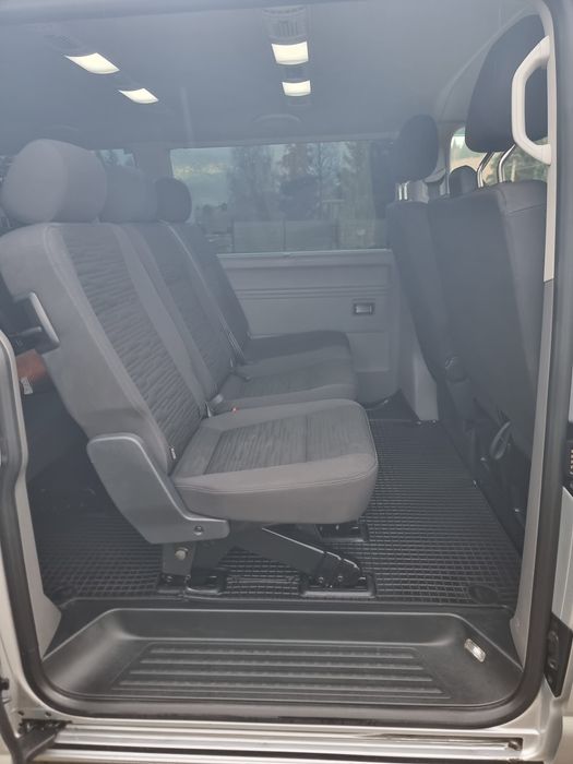 Wolkswagen Caravelle 150CP Automat 2021