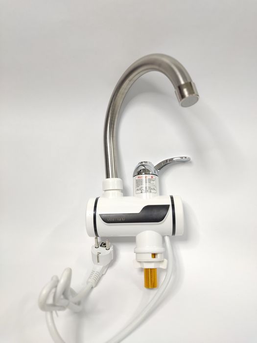 Водонагреватель с душем и без с дисплеем