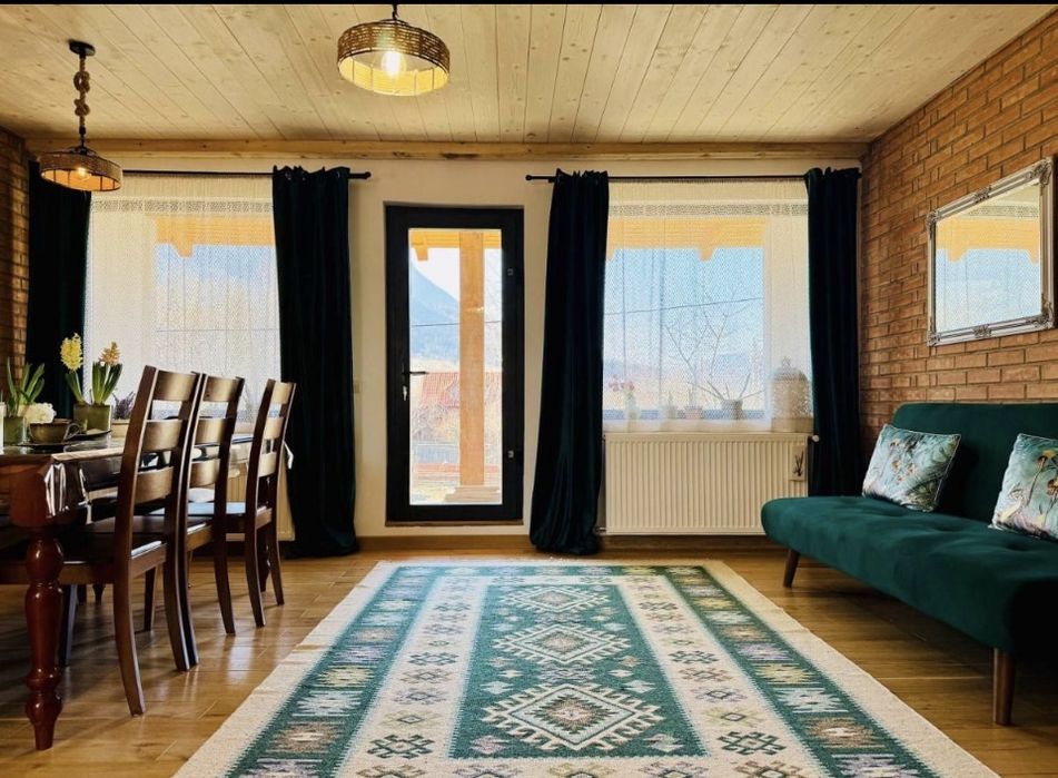Cabana cu ciubar Casa Craiului Zarnesti