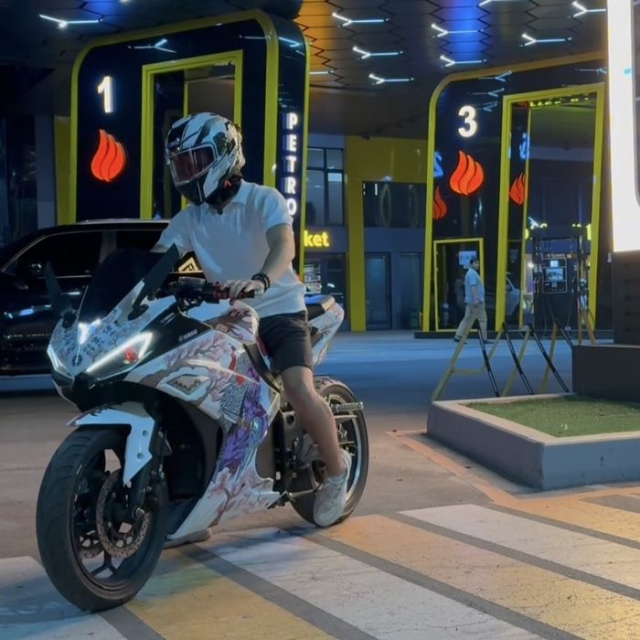 Электронный Мотоцикл, Yamaha r3