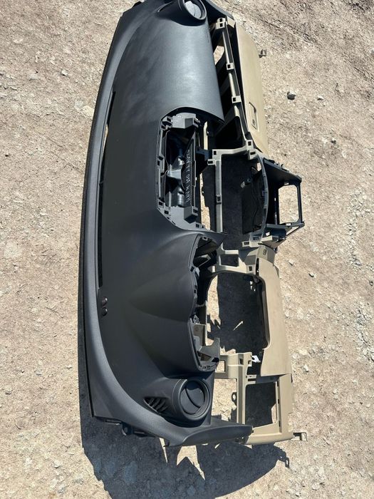 Арматурно табло за Рав 4