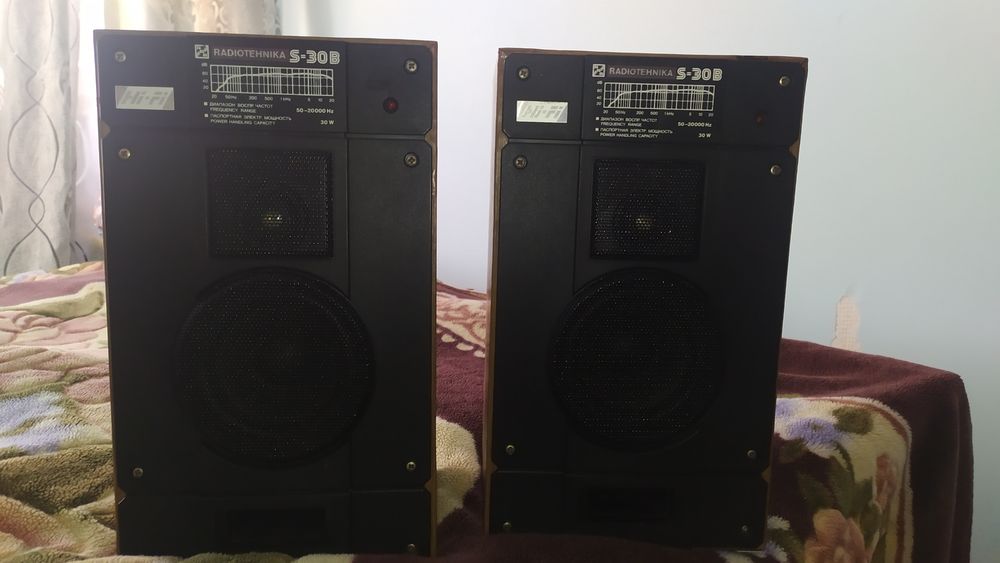 Продам колонки S30 Hi fi 8 Ом LG  Sony Pride H1 пищалки
