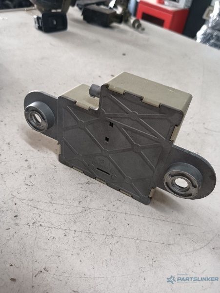 Amplificator Antena Bmw X5 Ii (E70) [ 2006 - 2013 ] Oem 6935024