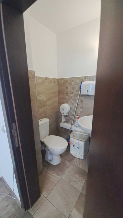 Дава се под наем Офис в Варна, Център - 132 кв.м за 1500 € - Снимка #6