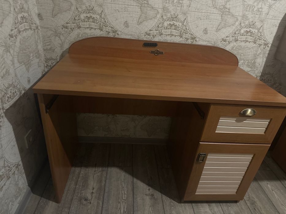 Комплект мебели для ребёнка