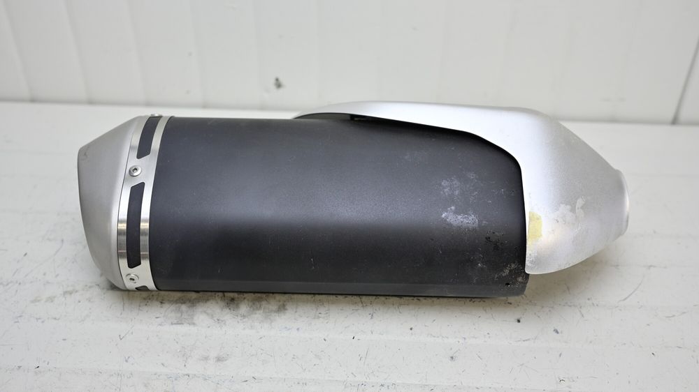 Toba Evacuare Finala Dreapta Triumph Speed Triple 1050 2018 - 2024