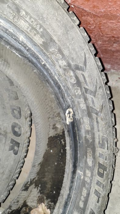 Зимние шины продается