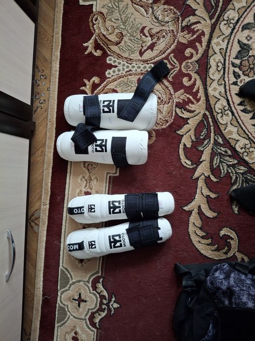 Продам форму для карате