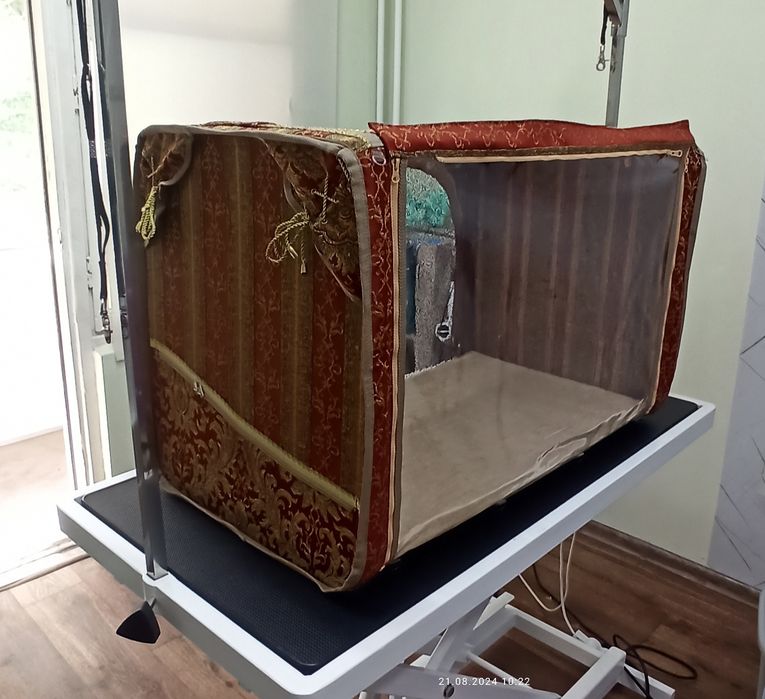 Палатка выставочная для кошек