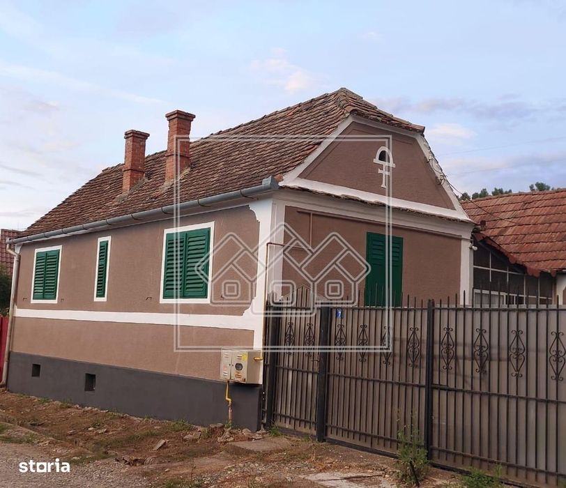 Casa 3 camere in Slimnic - Curte 460 mp, pivnita si pod