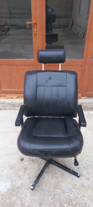 Sartaroshxona uchun kreslo