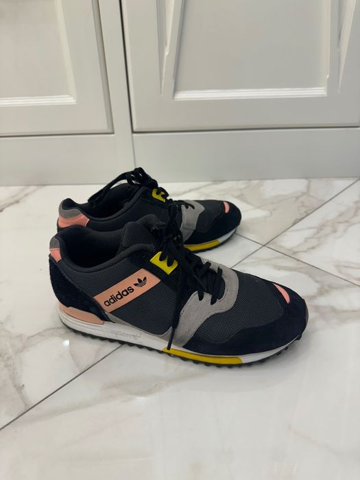 Кроссовки adidas 38 оригинал